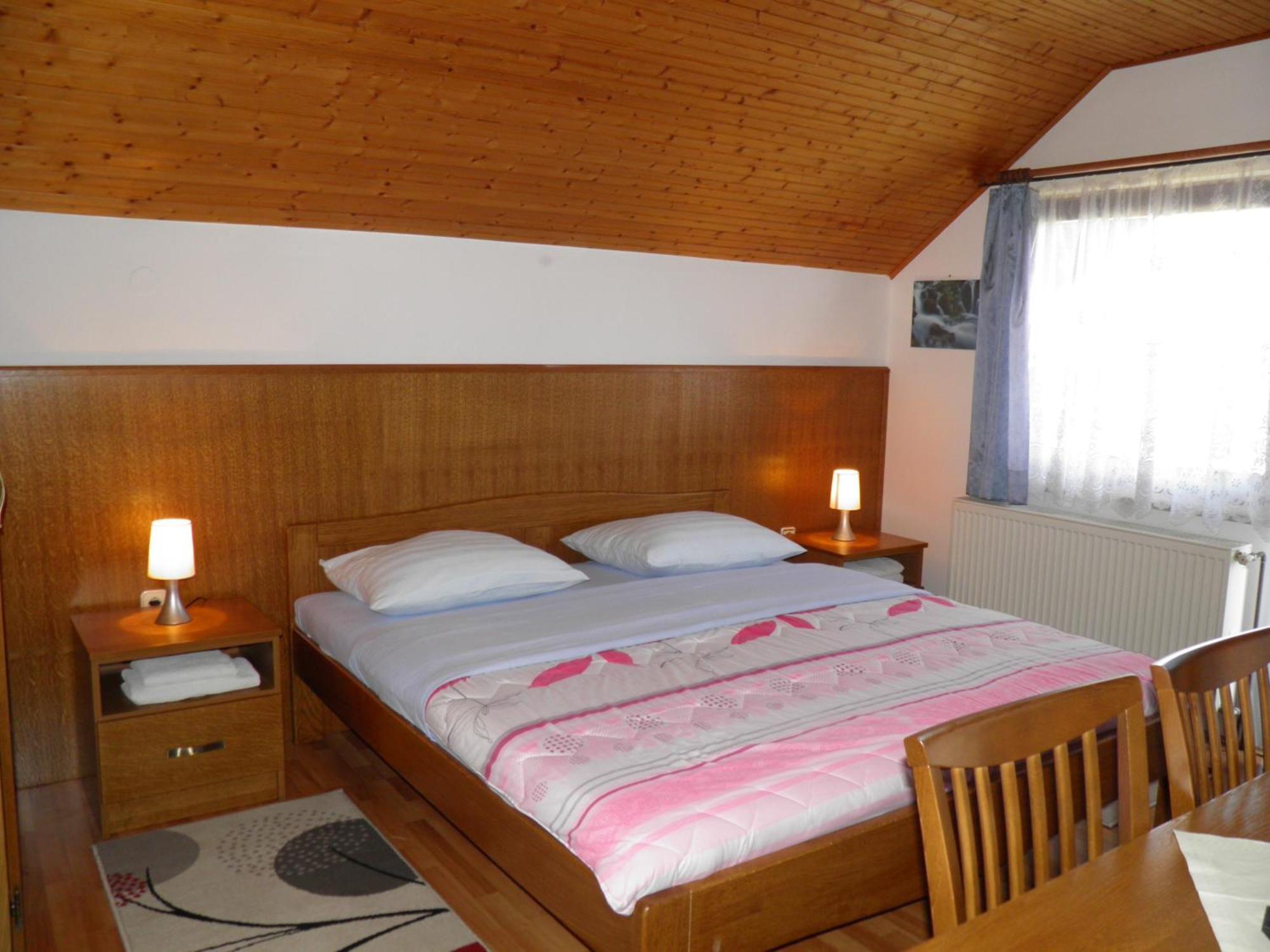 Hotel House Janja Plitvice à Selište Drežničko Chambre photo